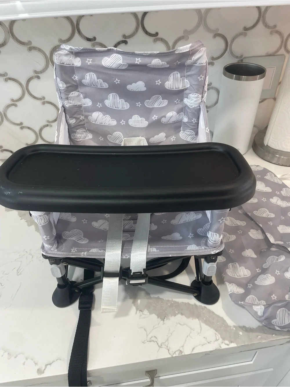 Kids Gray Cloud Print Portable Booster Seat with Tray